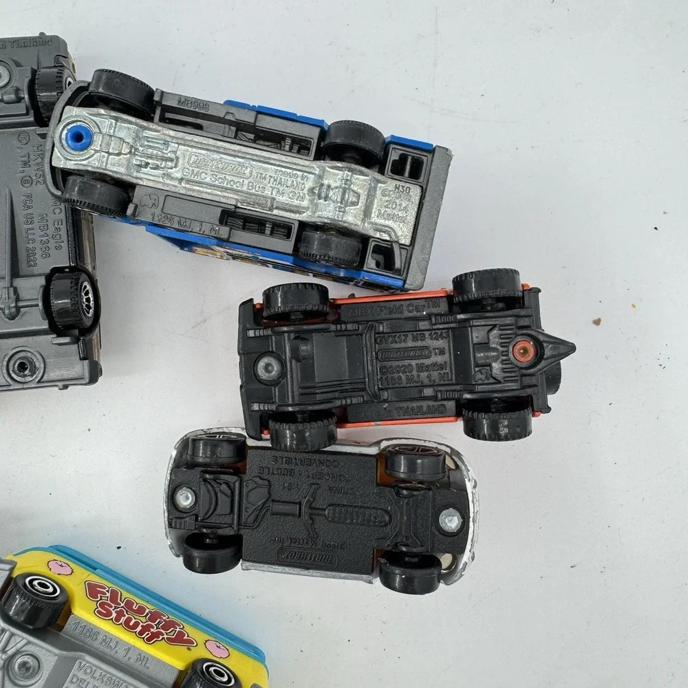 Vintage Diecast Car Lot Of‎ 21 Matchbox Maisto Mattel Racing Champions 90s
